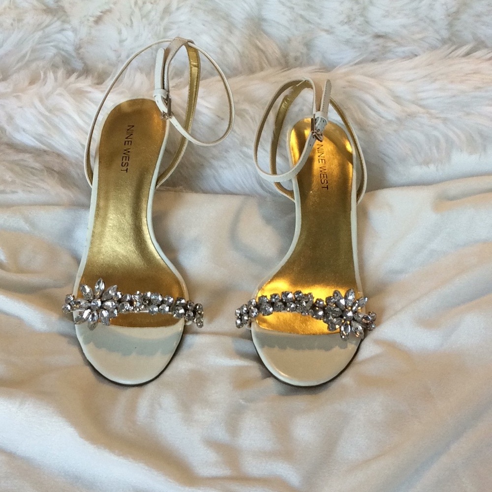 Dress Sandals - Picture 2 of 4